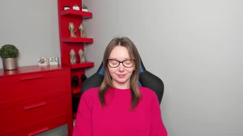 Zoe online show from 10-30-25, 06:37