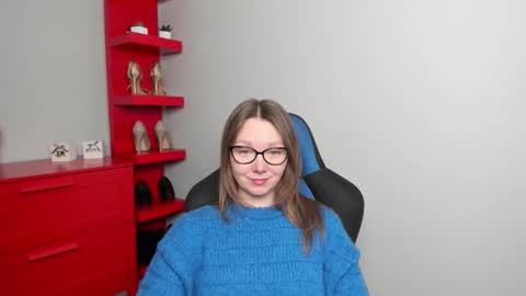 Zoe online show from 11-18-25, 06:40