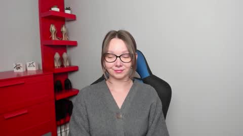 Zoe online show from 11-26-25, 08:15