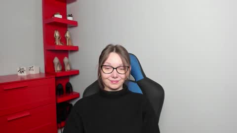 Zoe online show from 12-02-25, 08:08