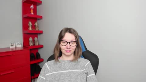 Zoe online show from 02-26-26, 06:45