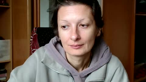 Raluca online show from 11-10-25, 08:46