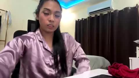 becinapia15 online show from 09-22-25, 04:31