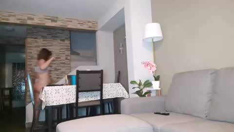 BECKY BOO  online show from 04-28-26, 01:48