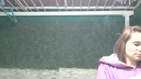 BECKY BOO  online show from 04-28-26, 02:27