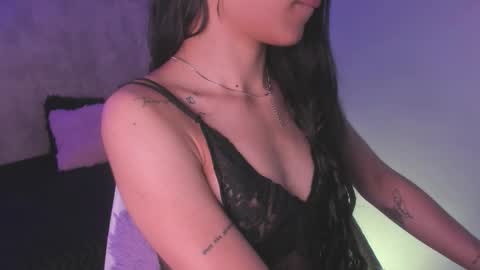 Snapshot of becky__g chatting on 11-21-25, 10:19 becky__g online show from 11-21-25, 10:19