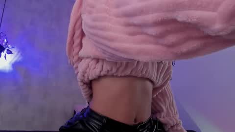 Snapshot of becky__g chatting on 11-24-25, 08:08 becky__g online show from 11-24-25, 08:08