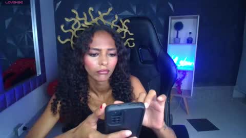 becky_lynch_102 online show from 03-13-26, 05:41