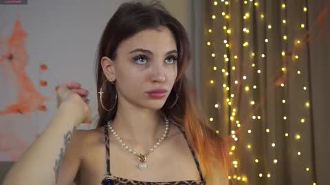 Melissa online show from 11-21-25, 11:09