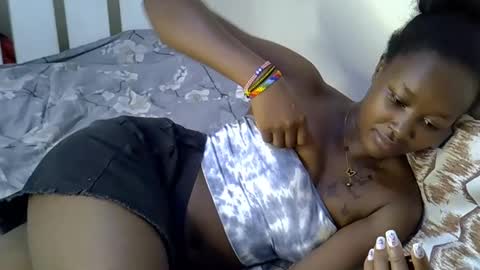 Snapshot of bedmaster_d chatting on 11-23-25, 08:30 bedmaster_d online show from 11-23-25, 08:30