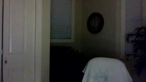 Snapshot of beefynbc2 chatting on 12-17-24, 02:23 Beefy online show from 12-17-24, 02:23