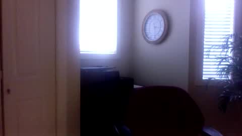 Snapshot of beefynbc2 chatting on 11-15-25, 11:21 Beefy online show from 11-15-25, 11:21