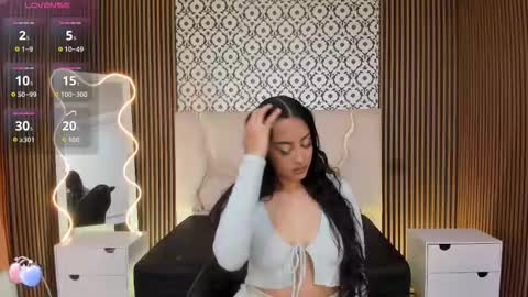 BELLA online show from 11-12-25, 03:34