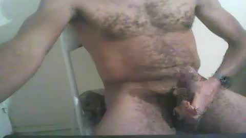 Snapshot of beezobb chatting on 03-08-25, 08:46 beezobb online show from 03-08-25, 08:46