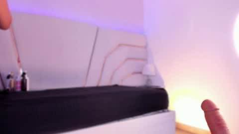 Snapshot of bela_palmer chatting on 05-11-26, 04:18 Bela Palmer online show from 05-11-26, 04:18