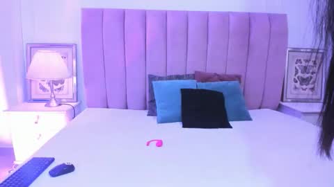 Bela online show from 10-21-25, 09:48