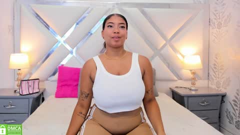 Snapshot of belacampbell chatting on 01-05-25, 07:39 Bela online show from 01-05-25, 07:39