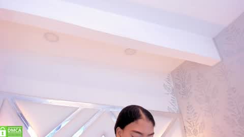 Snapshot of belacampbell chatting on 01-08-25, 07:24 Bela online show from 01-08-25, 07:24