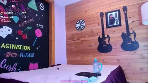 Bela  online show from 09-28-25, 03:39