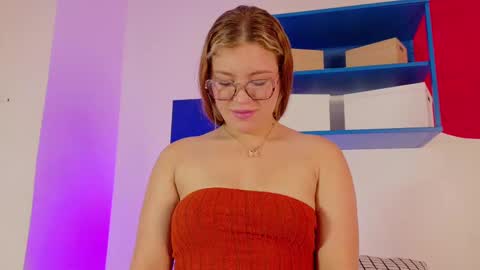 Snapshot of belamiller chatting on 11-18-25, 11:47 BELA online show from 11-18-25, 11:47