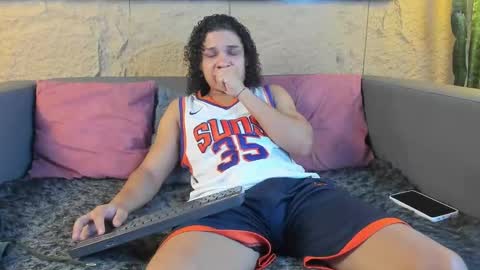 independent model online show from 10-07-25, 04:42