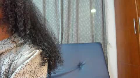 Snapshot of belen10 chatting on 09-09-25, 11:43 Belen  online show from 09-09-25, 11:43