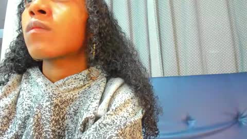 Snapshot of belen10 chatting on 09-16-25, 11:44 Belen  online show from 09-16-25, 11:44