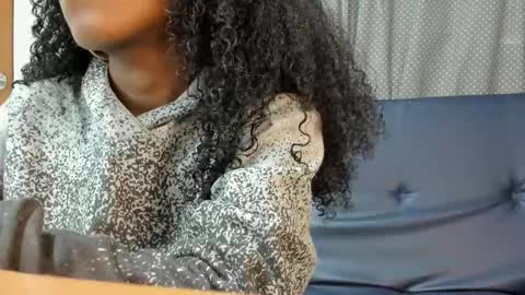 Snapshot of belen10 chatting on 09-26-25, 11:36 Belen  online show from 09-26-25, 11:36