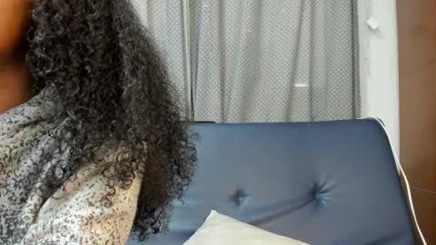 Snapshot of belen10 chatting on 09-28-25, 12:54 Belen  online show from 09-28-25, 12:54