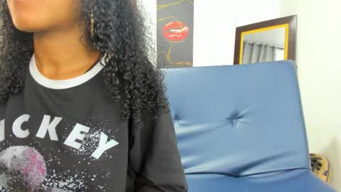 Snapshot of belen10 chatting on 10-10-25, 11:42 Belen  online show from 10-10-25, 11:42