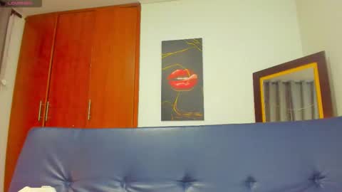 Snapshot of belen10 chatting on 10-17-25, 11:35 Belen  online show from 10-17-25, 11:35