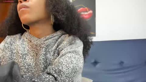 Snapshot of belen10 chatting on 11-05-25, 11:32 Belen online show from 11-05-25, 11:32