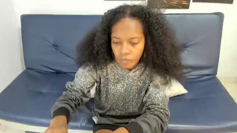 Snapshot of belen10 chatting on 12-05-25, 11:30 Belen online show from 12-05-25, 11:30