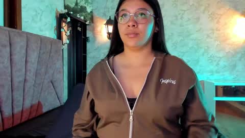 Belen online show from 05-24-26, 01:38