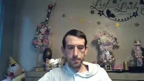 Snapshot of belgianboy33 chatting on 11-21-25, 07:51 Dreamcock online show from 11-21-25, 07:51