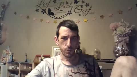 Snapshot of belgianboy33 chatting on 01-12-26, 05:01 Dreamcock online show from 01-12-26, 05:01