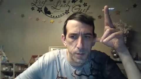 Snapshot of belgianboy33 chatting on 01-14-26, 07:47 Dreamcock online show from 01-14-26, 07:47