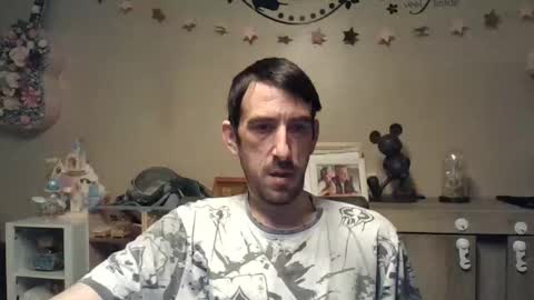 Snapshot of belgianboy33 chatting on 03-09-26, 05:44 Dreamcock online show from 03-09-26, 05:44