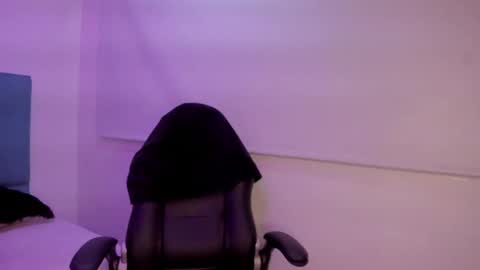 Snapshot of belinda_ws chatting on 09-26-25, 03:54 Bella online show from 09-26-25, 03:54