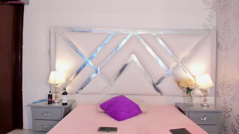 Snapshot of belkilima chatting on 09-15-25, 04:56 Belkilima  online show from 09-15-25, 04:56