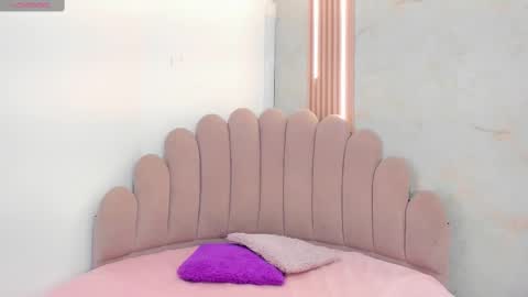 Snapshot of belkilima chatting on 10-15-25, 10:21 Belkilima  online show from 10-15-25, 10:21