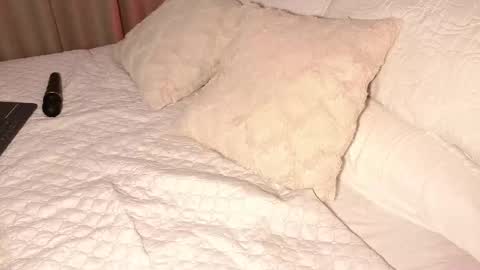  Belkis  online show from 12-16-25, 04:23