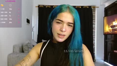 Snapshot of bell_art chatting on 01-11-25, 05:07 online show from 01-11-25, 05:07