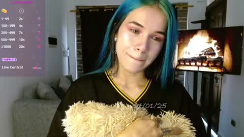 Snapshot of bell_art chatting on 01-17-25, 04:15 online show from 01-17-25, 04:15