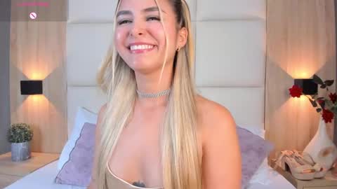 Bella cam online show from 01-27-25, 10:27