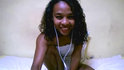 bella193999 online show from 12-05-24, 09:17