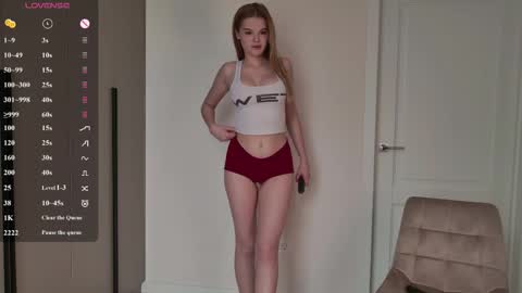 Snapshot of bella__sss chatting on 05-08-26, 03:34 Hi I am Bella online show from 05-08-26, 03:34