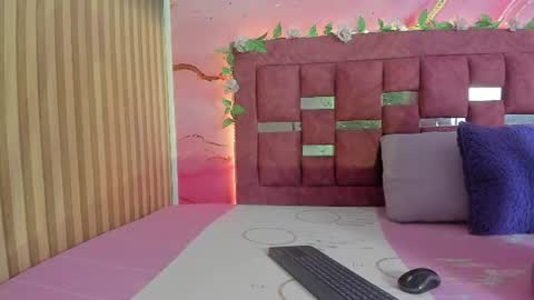 Melanie  online show from 07-24-26, 10:35
