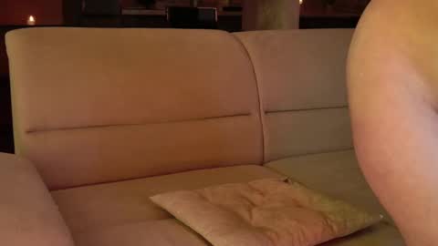 Bella online show from 02-12-25, 11:09