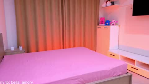 Bella online show from 11-21-25, 08:18